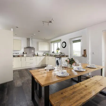 The Burrows In Quintrell Downs, Newquay Holiday home Newquay (Cornwall)